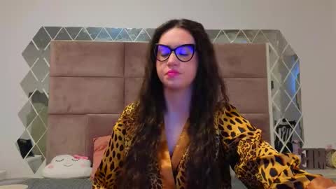 Snapshot of sweetscribe chatting on 02.12.25 SweetScribe online show from 02.12.25