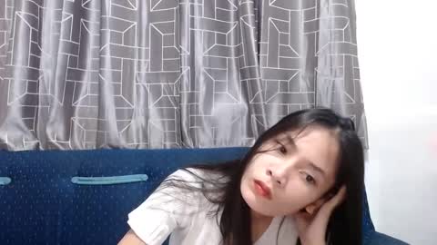 Mia online show from 12.08.24