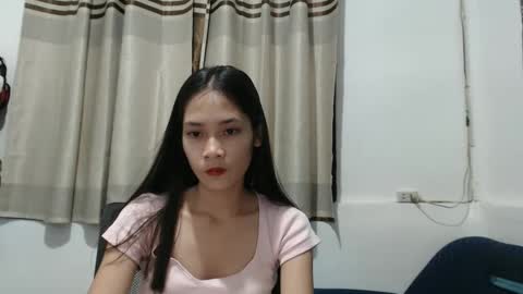 Mia online show from 12.11.24