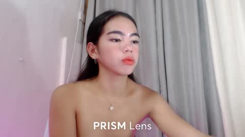 Snapshot of sweetsin_pinay chatting on 03.10.26 sweetsin_pinay online show from 03.10.26