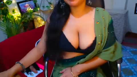 SweetSour online show from 09.21.25