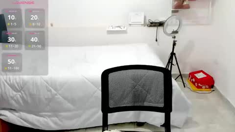 Snapshot of sweetsquirtx23 chatting on 11.16.25 lili online show from 11.16.25