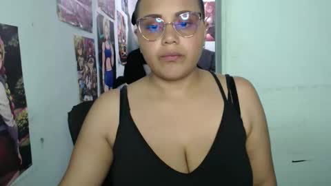 Snapshot of sweett_candy1 chatting on 09.10.25 sweett_candy1 online show from 09.10.25