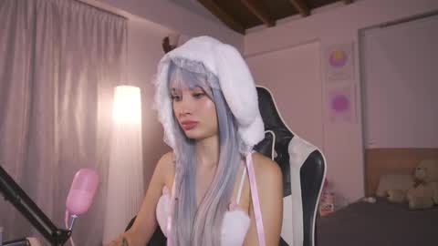 Snapshot of sweett_catt1 chatting on 09.27.25 Cat independent model online show from 09.27.25