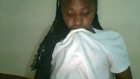 Snapshot of sweett_kimmie chatting on 05.23.26 sweett_kimmie online show from 05.23.26
