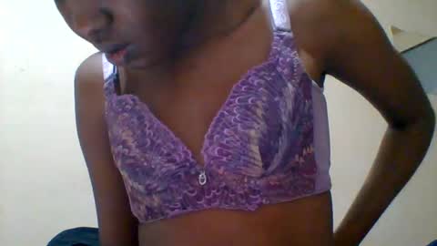Snapshot of sweett_kimmie chatting on 07.12.26 sweett_kimmie online show from 07.12.26