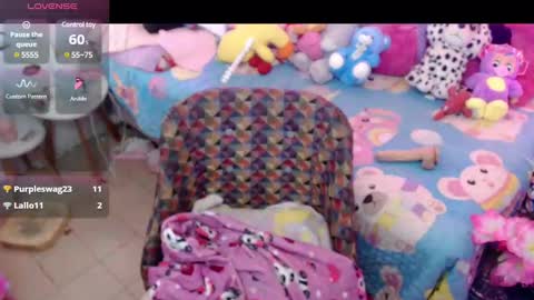 Snapshot of sweett_martina chatting on 12.26.24 martina online show from 12.26.24