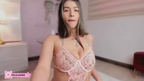 Snapshot of sweett_mia1 chatting on 06.10.26 M I A online show from 06.10.26