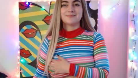 Snapshot of sweett_minionn chatting on 12.05.24 IG valeen mo Vale My schedule Monday to Friday900 am - 300 pm online show from 12.05.24