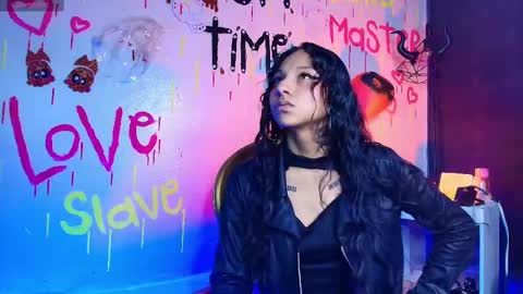 Sweett pleasure online show from 11.17.25