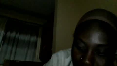 Snapshot of sweett_red chatting on 05.24.26 sweett_red online show from 05.24.26