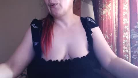 Snapshot of sweettanne chatting on 06.13.26 SweettAnne online show from 06.13.26