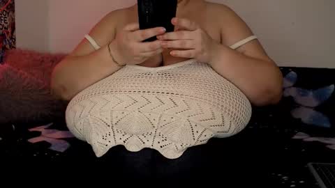 Snapshot of sweettm chatting on 11.07.25 Maya online show from 11.07.25