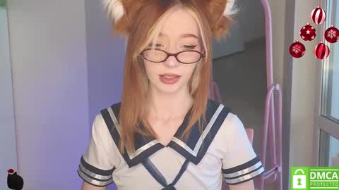 Snapshot of sweetuniporn chatting on 12.26.24 Elis a little vacation Ill be here Saturday my schedules in bio online show from 12.26.24