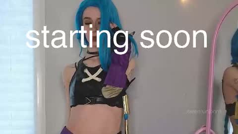 Snapshot of sweetuniporn chatting on 09.28.25 Elis a little vacation Ill be here Saturday my schedules in bio online show from 09.28.25