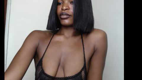 sweetxxboobsx online show from 10.11.25