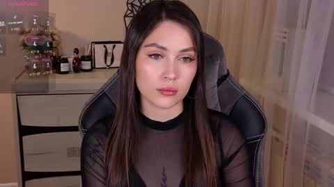 Snapshot of sweety_caroline_ chatting on 02.11.25 Sweety Caroline   I lost my TG write to me here online show from 02.11.25