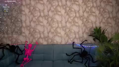 Snapshot of sweety_one_ chatting on 10.24.25 Sweety one  online show from 10.24.25