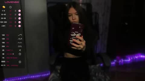 Snapshot of sweetydeviliya chatting on 10.20.25 sweetydeviliya online show from 10.20.25