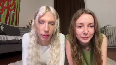 Lily online show from 04.19.26