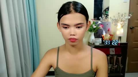 Snapshot of sweetytrannygirlxx chatting on 05.10.26 Megan online show from 05.10.26
