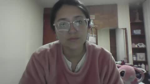 Snapshot of sweetyypeach chatting on 12.28.24 sweetyypeach online show from 12.28.24