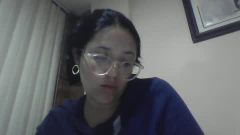 Snapshot of sweetyypeach chatting on 02.12.25 sweetyypeach online show from 02.12.25