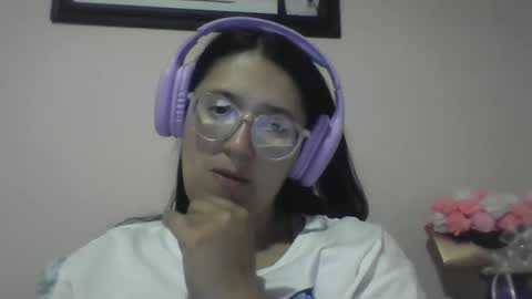 Snapshot of sweetyypeach chatting on 03.12.25 sweetyypeach online show from 03.12.25