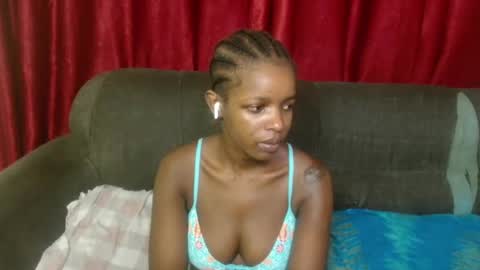 Snapshot of sweetz_candice chatting on 02.27.25 sweetz_candice online show from 02.27.25
