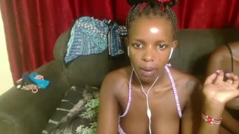 Snapshot of sweetz_candice chatting on 03.09.25 sweetz_candice online show from 03.09.25