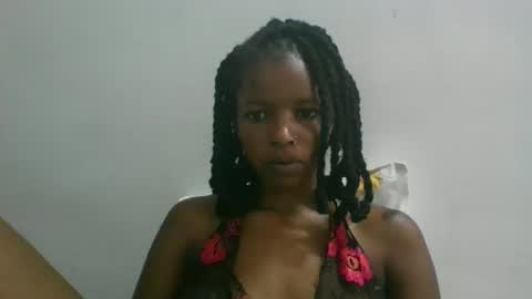 Snapshot of sweetz_candice chatting on 10.17.25 sweetz_candice online show from 10.17.25