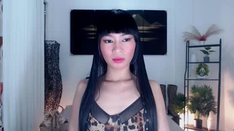 Snapshot of sweetzia chatting on 09.17.25 sweetzia online show from 09.17.25
