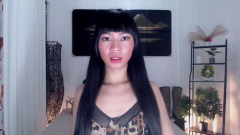 Snapshot of sweetzia chatting on 09.17.25 sweetzia online show from 09.17.25