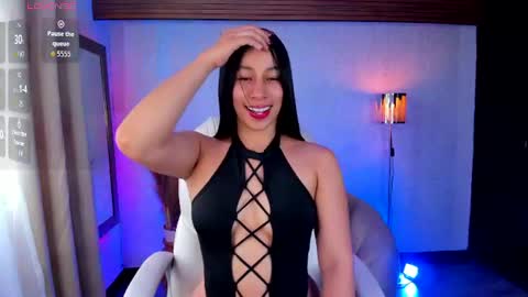 Snapshot of swet_bunnyx_ chatting on 06.18.26 sweet online show from 06.18.26