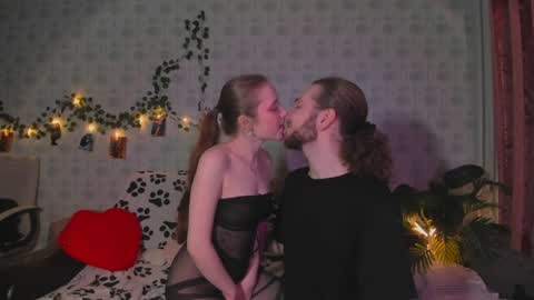 Snapshot of swiity_room_ chatting on 05.07.26 Slavik Vikulik online show from 05.07.26