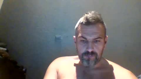Snapshot of swinger_men_austria chatting on 12.22.24 swinger_men_austria online show from 12.22.24