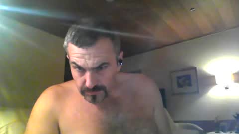 Snapshot of swinger_men_austria chatting on 10.20.25 swinger_men_austria online show from 10.20.25