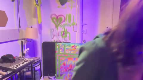 switchinjay online show from 09.25.25