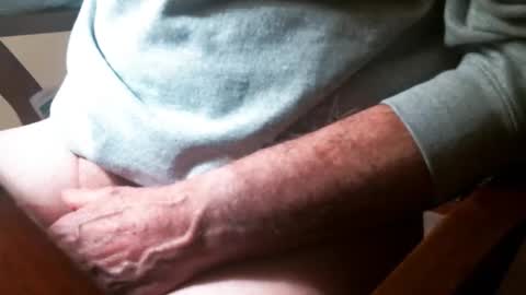 Snapshot of swizzle__stick chatting on 02.27.26 will jeffers online show from 02.27.26