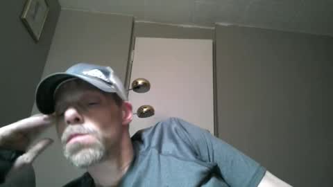 Snapshot of swontguy2025 chatting on 02.26.25 swontguy2025 online show from 02.26.25