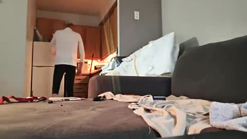 Snapshot of swontguy2025 chatting on 10.15.25 swontguy2025 online show from 10.15.25