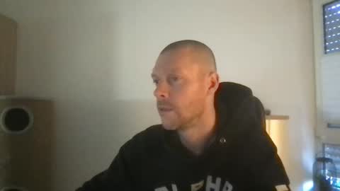 Snapshot of sx1904 chatting on 02.18.25 sx1904 online show from 02.18.25