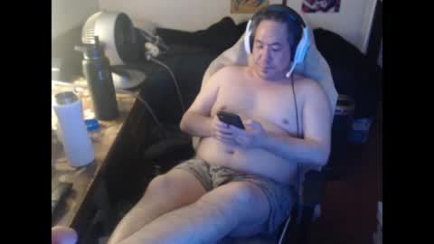 Snapshot of sxykoreandick chatting on 04.16.26 Rick Hard online show from 04.16.26