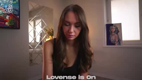 Sophie online show from 10.08.25