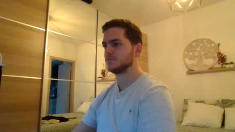 syl092 online show from 12.09.24