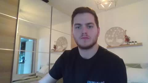 syl092 online show from 12.12.24