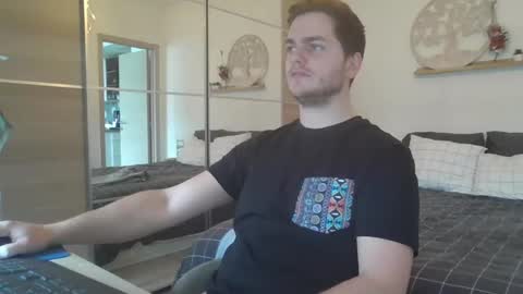 syl092 online show from 02.09.25