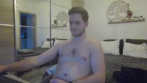 syl092 online show from 02.10.25