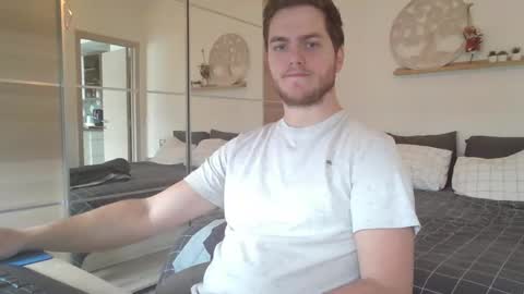 syl092 online show from 02.20.25