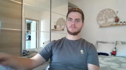 syl092 online show from 10.13.25